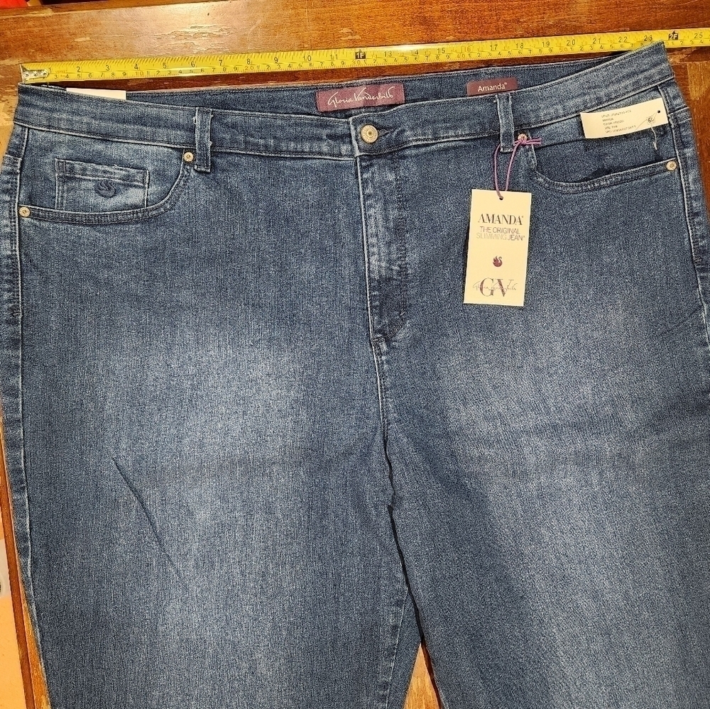 Gloria Vanderbilt Amanda Slimming Tapered Leg Women Jeans Size 24W NWT - Picture 3 of 13